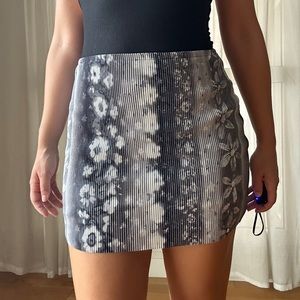 90s vintage floral bodycon skirt